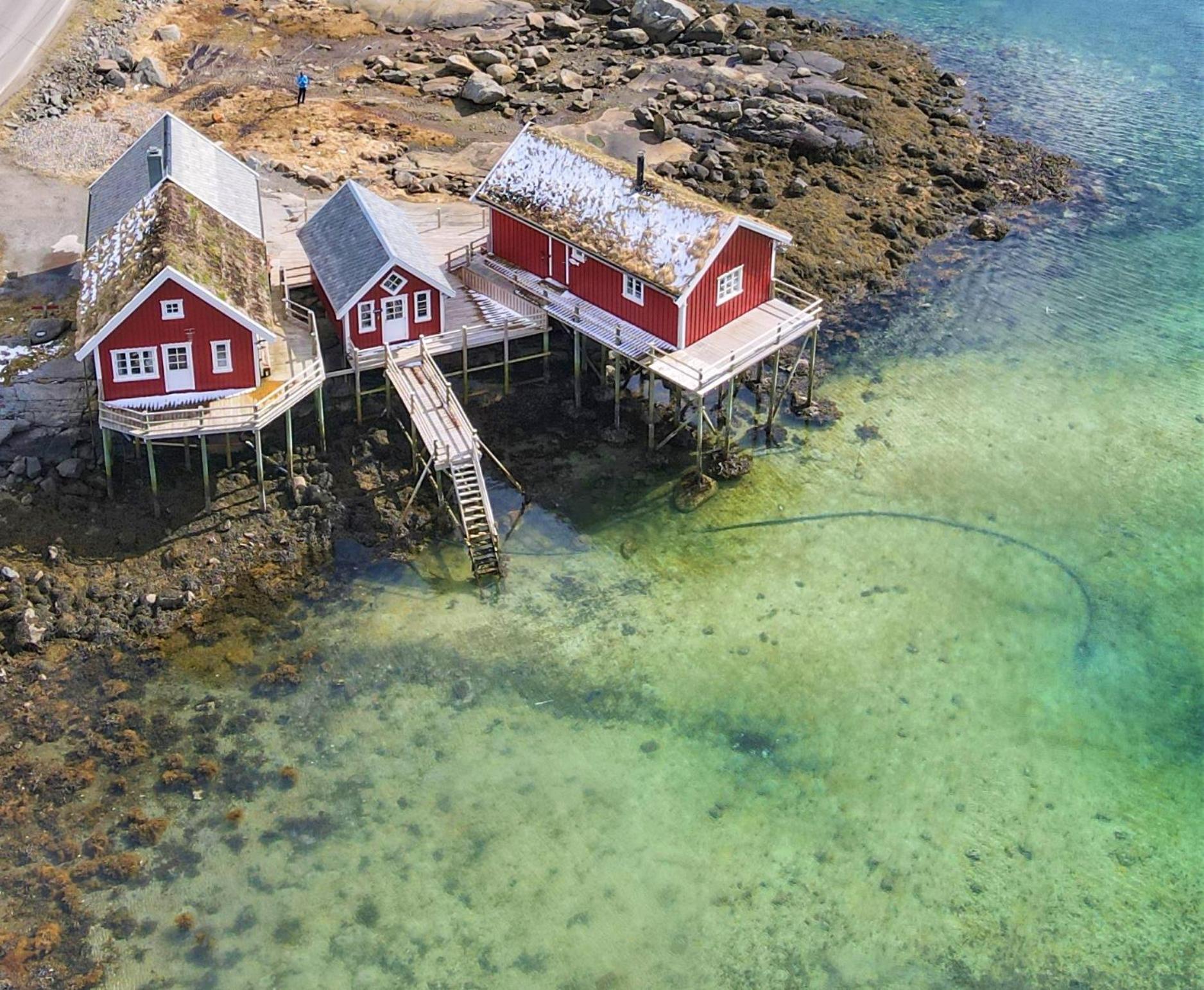 Valen Cabins In Reine Bagian luar foto