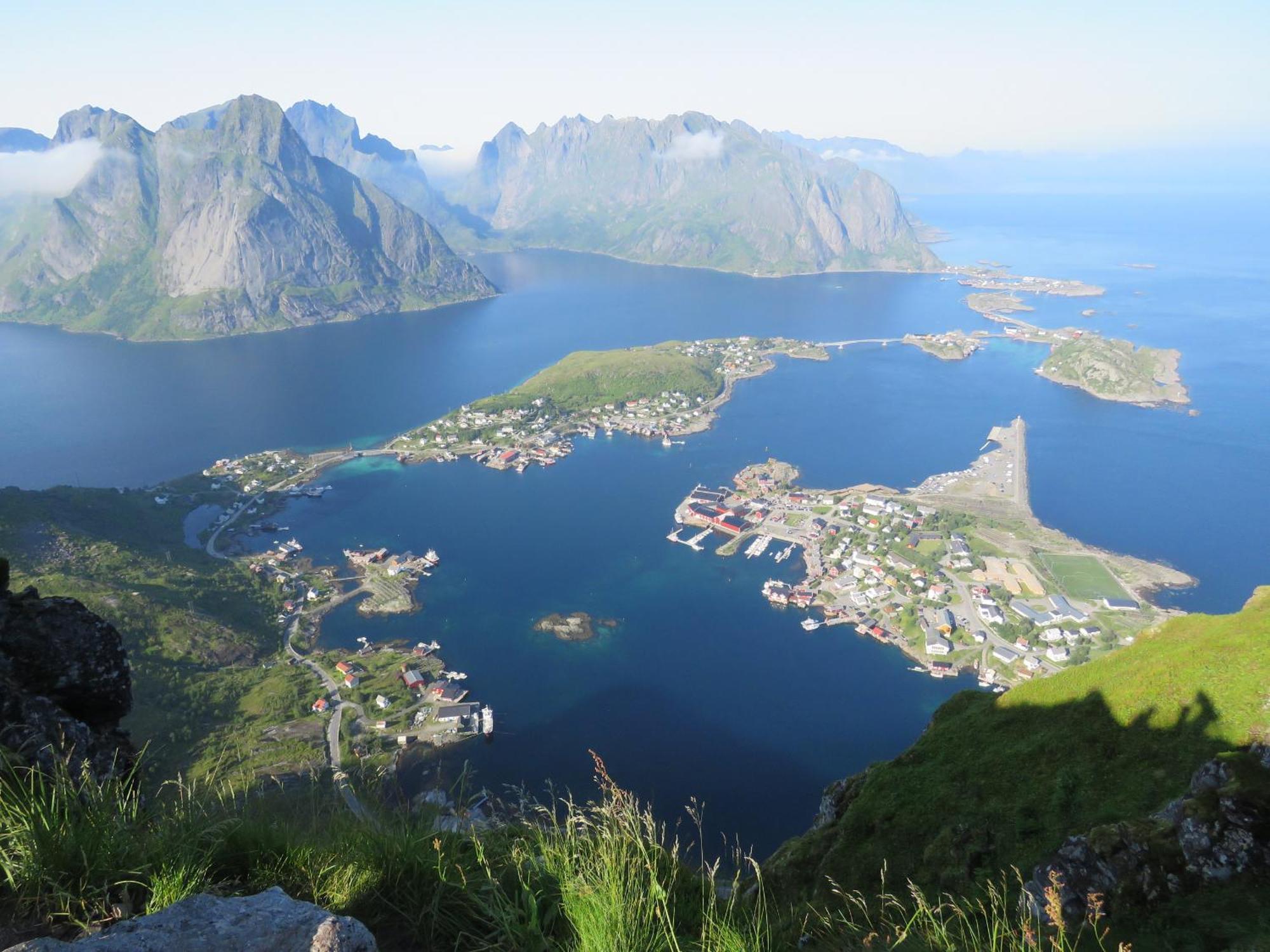 Valen Cabins In Reine Bagian luar foto