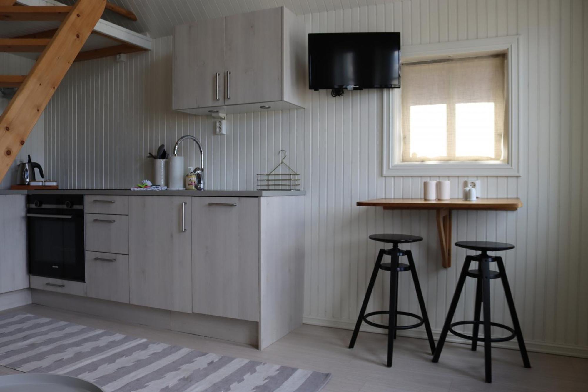 Valen Cabins In Reine Bagian luar foto