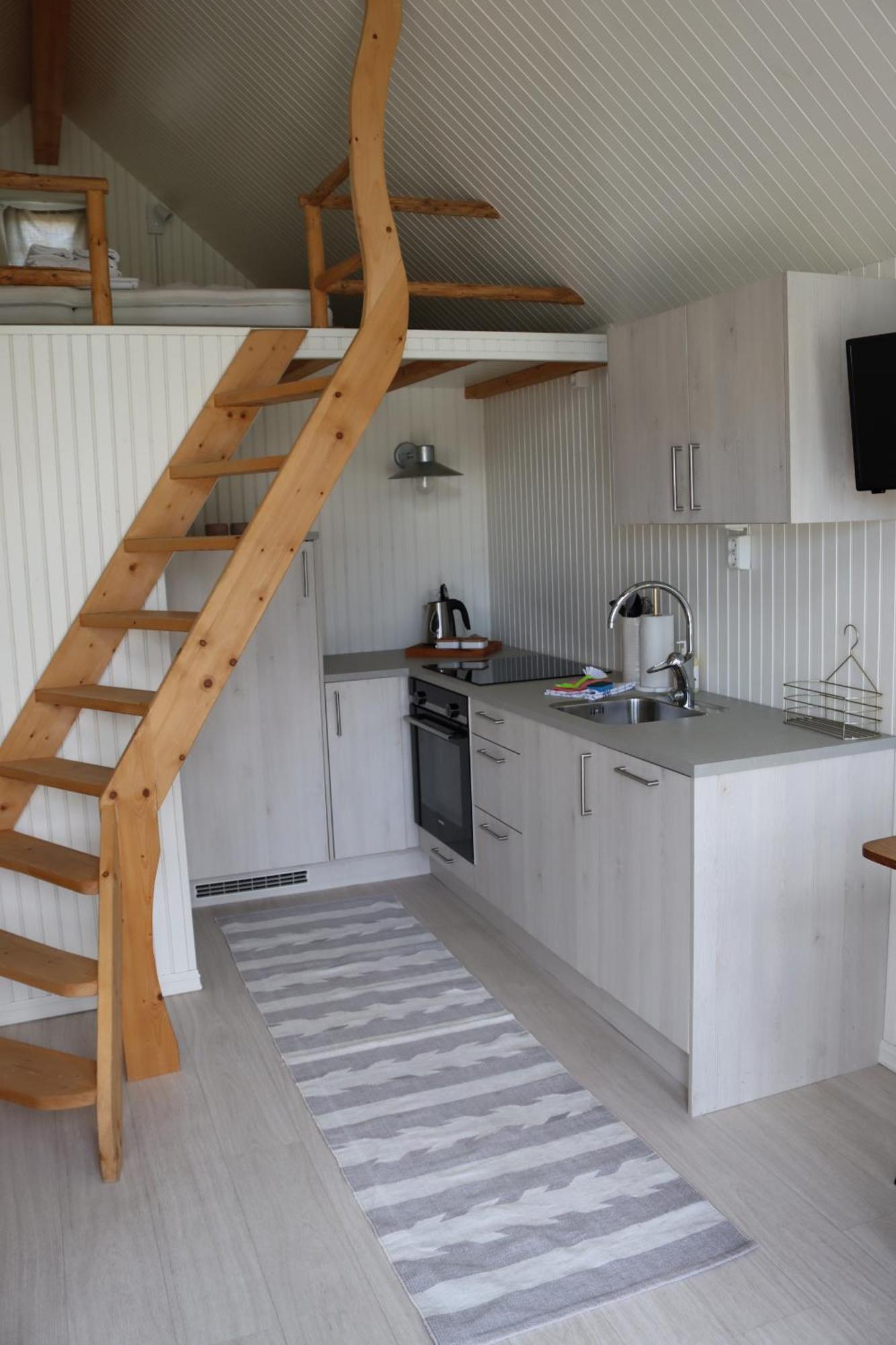 Valen Cabins In Reine Bagian luar foto